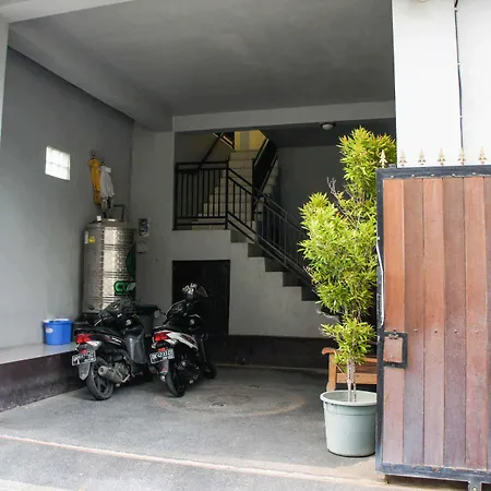 Adi Homestay