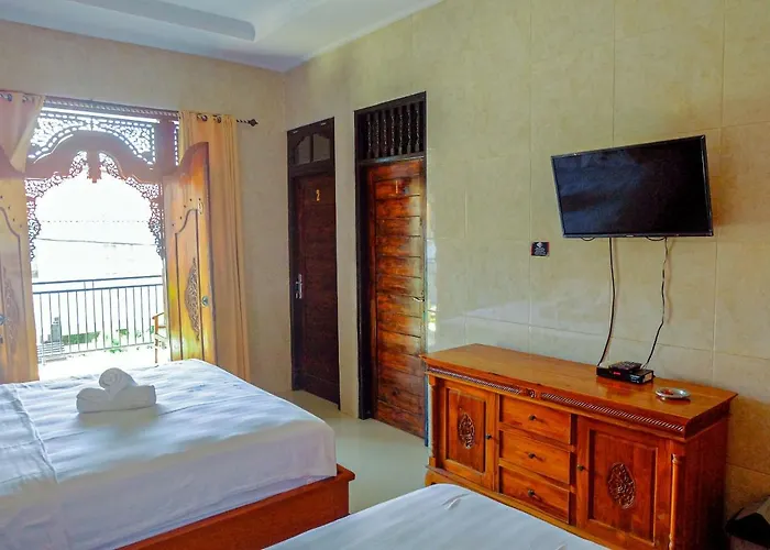 Adi Guest house