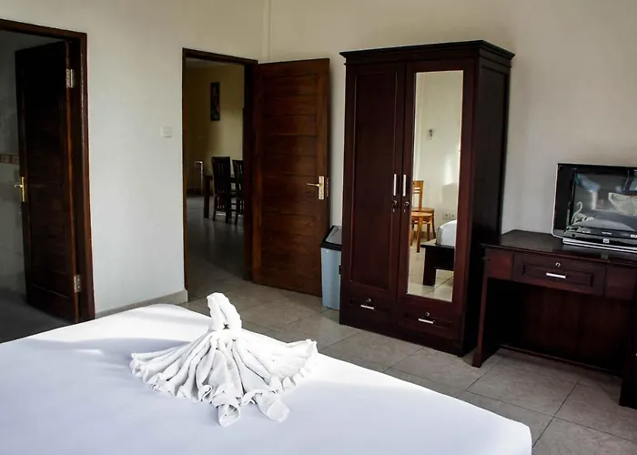 Adi Guest house